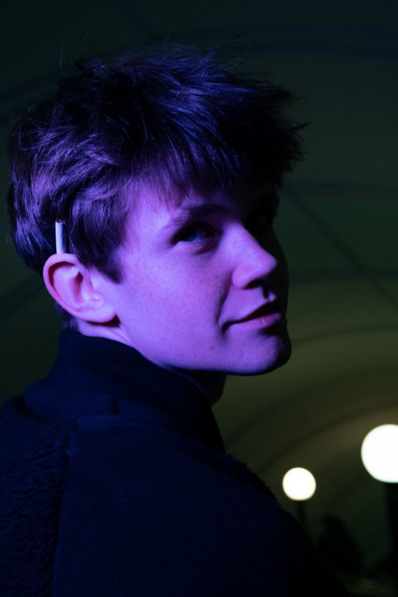 Что-то я давно фоточек не выкладывал.. Вот, если кто-то забыл, как я выгляжу 😉