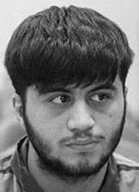KavehGhoreishi's tweet photo. Mahan Sadrat, 23 years old, was sentenced to death for the crime of MOHAREBE (waging war against God). According to the reports, he has been transferred to Rajari Prison, where his execution sentence is to be carried out. #JinaAmini https://t.co/3T4ijqNrLT