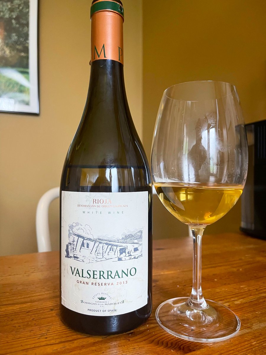 #SaturdayLunch #VealFricassee #Veggies #Rice #GranReservaWhite #Valserrano
Grandiose veal fricassee w veggies &amp; rice (2 hr in the making)!
Great match w 2013 White Gran Reserva by <a href="/valserrano/">Bodegas de la Marquesa</a>.
With just a little less oak this would be perfect.
89-91
Great start for the weekend!