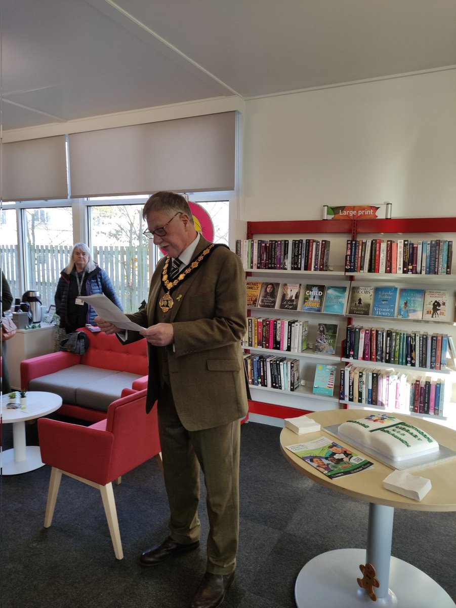 Bilsthorpe library <a href="/NottsLibraries/">Inspire Nottinghamshire Libraries</a> <a href="/NottsCC/">Nottinghamshire County Council</a> relaunch thanks to <a href="/DcmsLibraries/">DCMS Libraries</a> <a href="/ace_national/">Arts Council England</a> LIF funding <a href="/BilsthorpeFha/">Bilsthorpe Flying High Academy</a> <a href="/NSDCouncil/">Newark and Sherwood District Council</a> <a href="/DCMS/">Department for Culture, Media and Sport</a> <a href="/libsconnected/">Libraries Connected</a> libraries at heart of the community