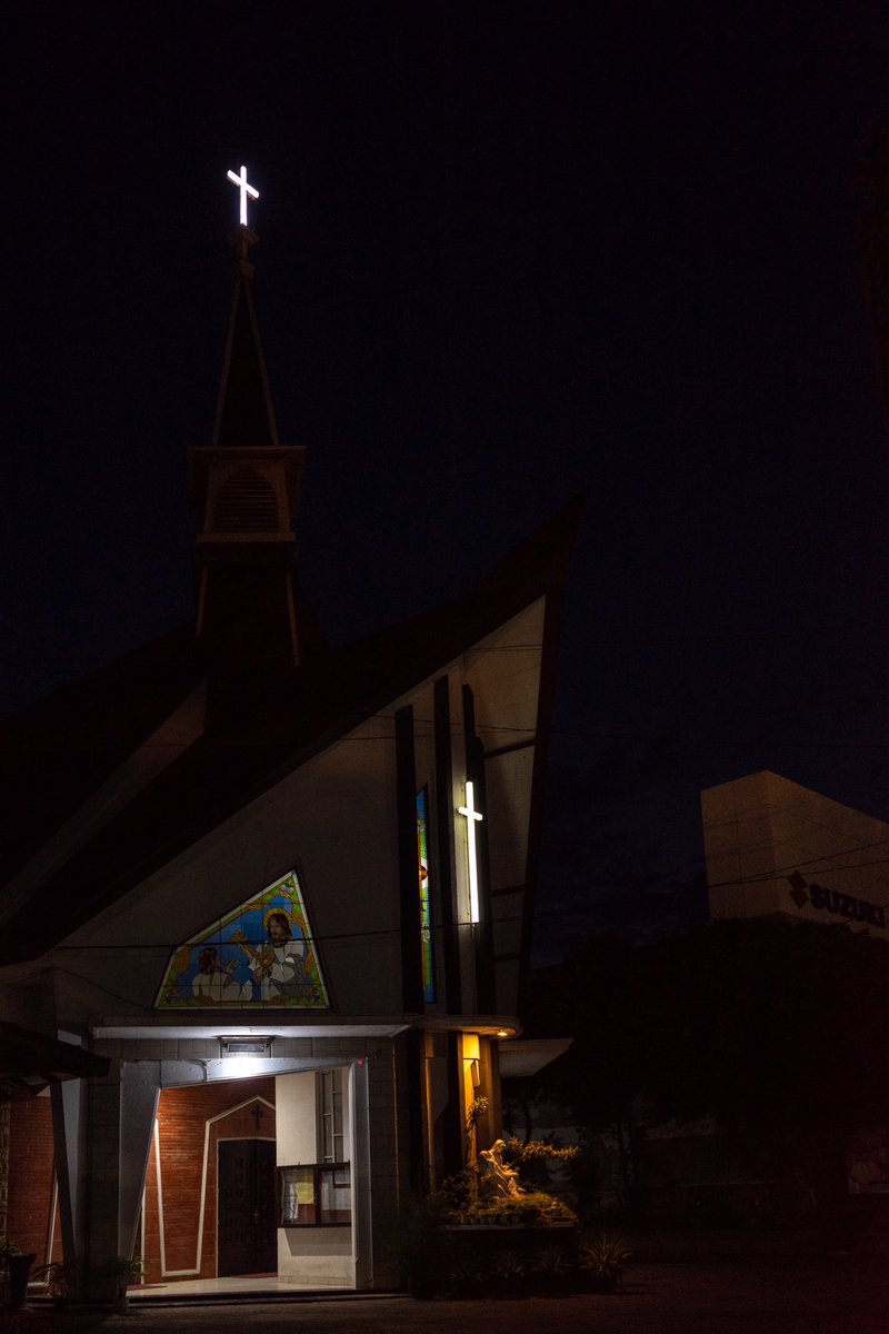 Tak bisakah kau menungguku di malam minggu?

Singgah sekeujap

@VisitRembang 
<a href="/OrangRembang/">Orang Rembang</a> 
<a href="/RembangDaily/">Rembang Daily</a> 

#streetphotography 
#travel 
#weekendvibes 
#NightPhotography