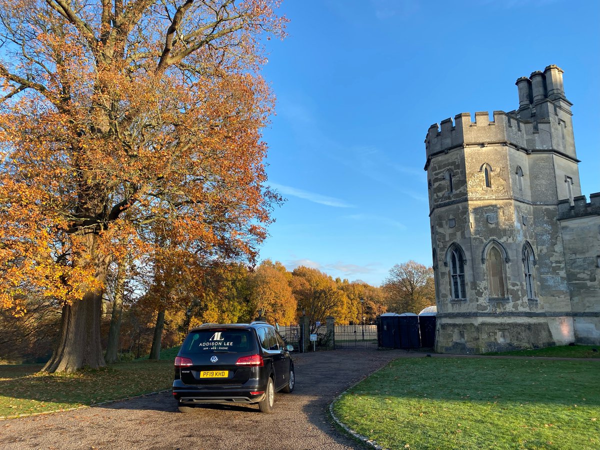 AddisonLeeCabs's tweet photo. Winter has arrived in the Capital, but that doesn't stop an Addison Lee driver!

Our dedicated drivers, Frank and Tahidul, have been transporting our happy customers across the Capital and beyond the festive season. 🎄 

#ExploreWithUs #LondonAtChristmas #HereForLondon https://t.co/xXdaV3mjXP