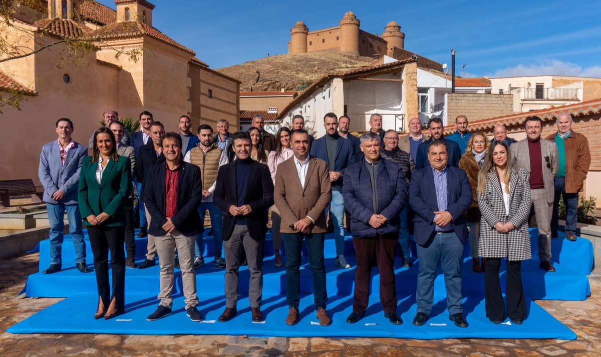 ✅Presentamos hoy a nuestros candidatos a las próximas elecciones municipales de la Comarca de Guadix
👉Tienen un proyecto y un objetivo: mejorar la vida de sus vecinos💪
#PreparadosComarcaGuadix
#PreparadosGranada