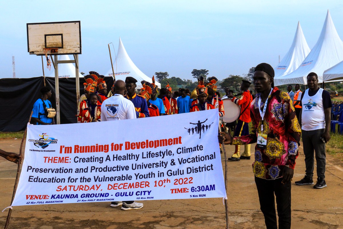 dongacoli's tweet photo. To flag us off was Bishop @Jupoyet and the Lord Mayor of Gulu city @okwonga_alfred. On your mark, get set, go!
#Running #Fitness #PowerOfCommunity #Gulu #DongAcoliMarathon2022 #DevelopAcoli https://t.co/QGoKZIypK2
