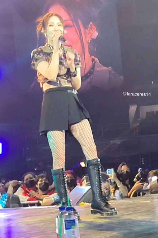laraceres14's tweet photo. @BoAkwon @BoA_Official noticing us Jumpings π₯°π #BoA #보μ #BeYou2Manila #BeYou2inManila #BeYou2WithBoA #BoAPH #BoAjjang https://t.co/tmg43mmSPn