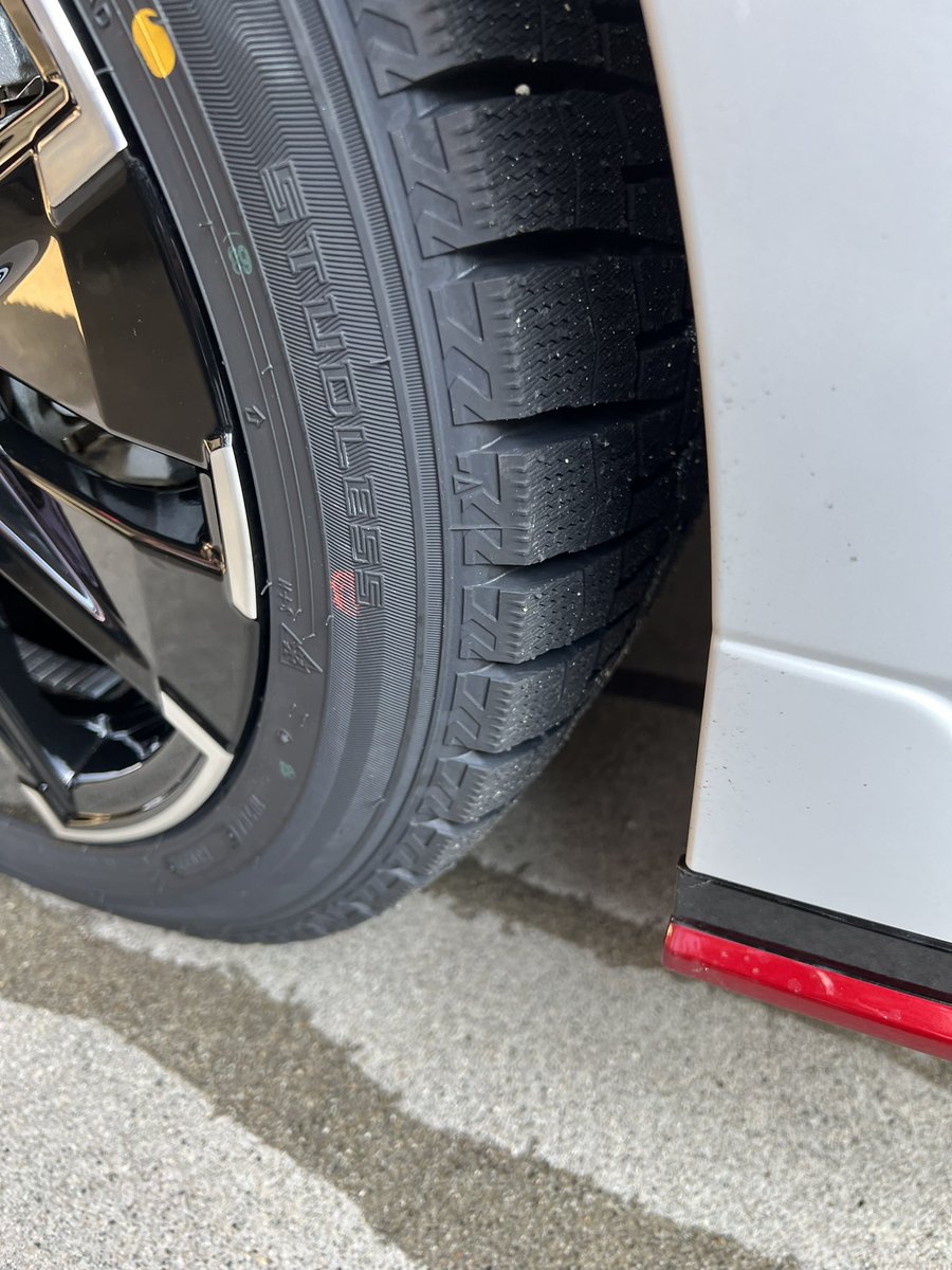 スタッドレスに交換完了〜