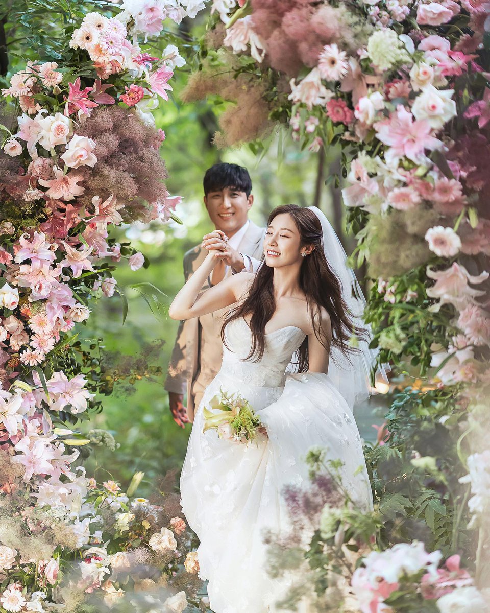 10.12.2022 ยินดีกับน้องจียอนของพวกเรา ขอให้น้องมีความสุขมากๆ💕💛