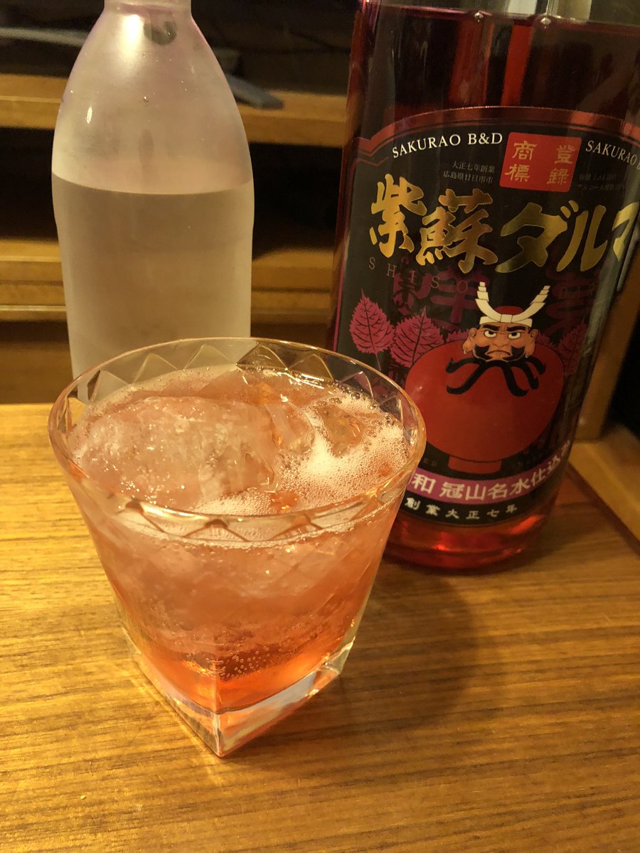 FELLOWS9's tweet photo. 幕が上がりました！！
自宅で1人初日打ち上げ。
乾杯！
川端さんと愉快な仲間たち。
明日からも楽しんでいこうぜ。
#25Magic https://t.co/i4OqjXroxX
