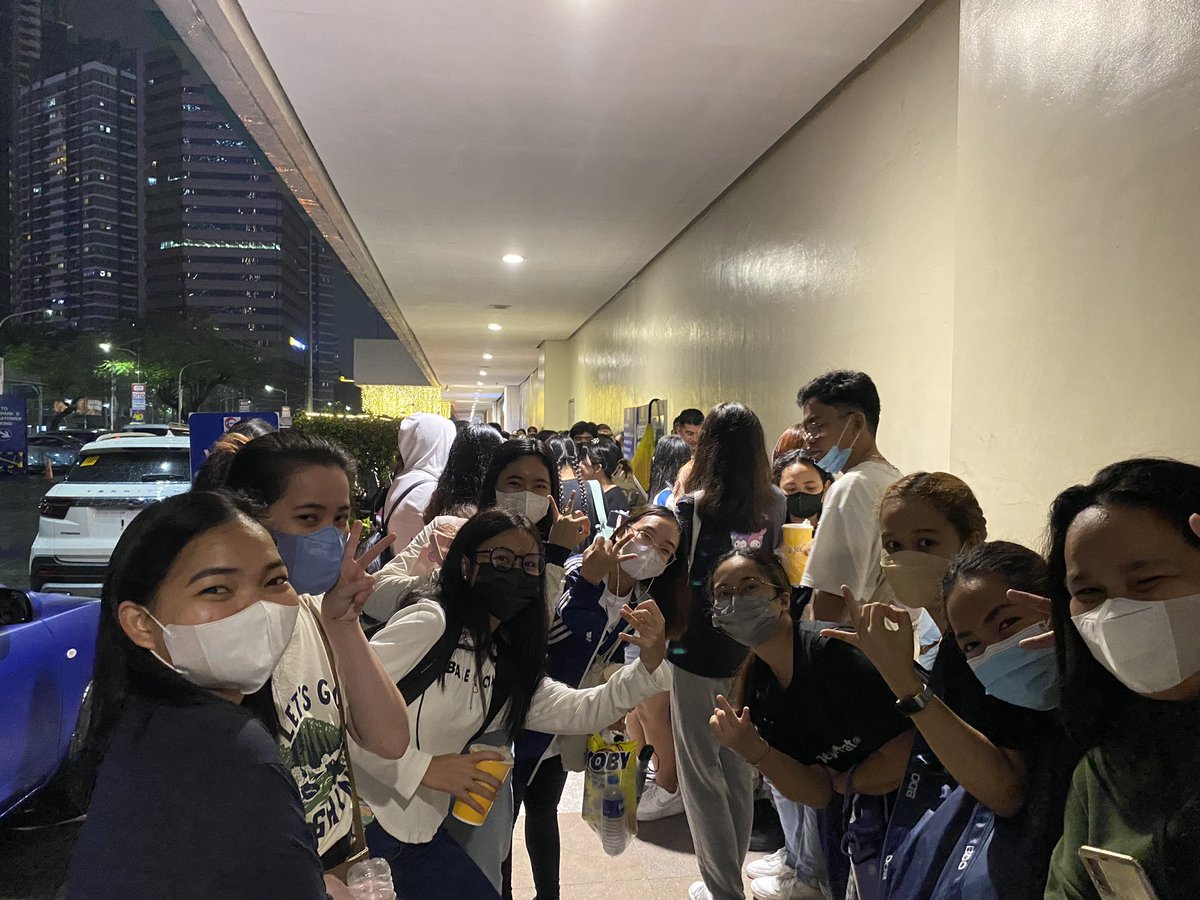 httpsnrk's tweet image. HELLO MY TEAM MEGA 😭❤️

As of: 8:41 pm 

find yourselves and be my friend 😡❤️