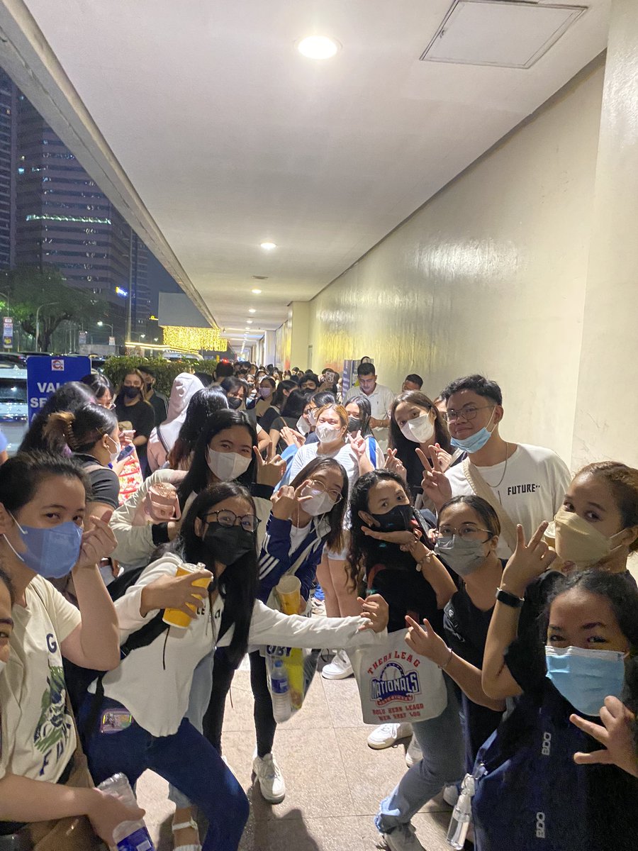 httpsnrk's tweet image. HELLO MY TEAM MEGA 😭❤️

As of: 8:41 pm 

find yourselves and be my friend 😡❤️