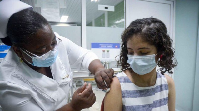 MMarreroCruz's tweet photo. En #Cuba 🇨🇺 se garantiza el acceso gratuito a la salud y a la educación para todos los ciudadanos por igual.
Esto es un ejemplo de Derechos Humanos de nuestro país ante el mundo.
Somos #CubanosConDerechos https://t.co/6TaAFQE5SF