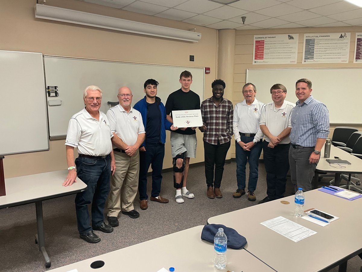 ForForcht's tweet image. Thanks to the GLBA for sponsoring our in-class Battle of the Business Plans with. $500 prize for the winning team!