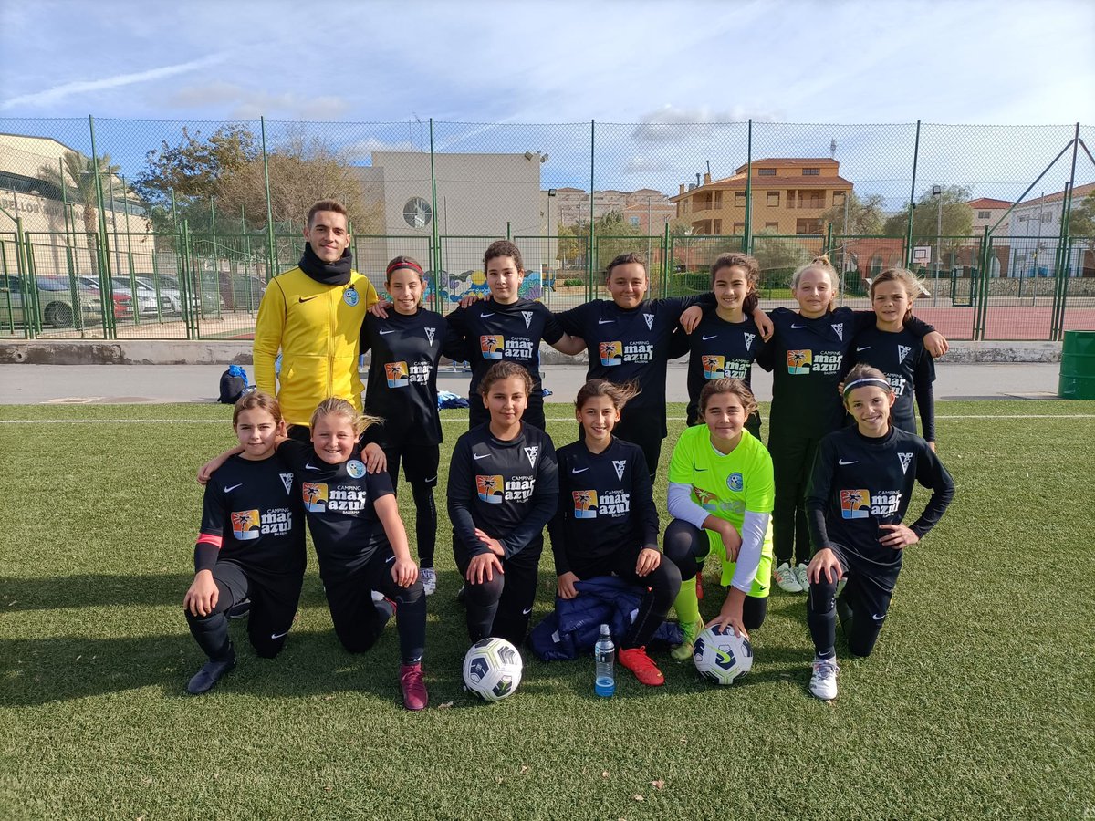 Poli_Cantera's tweet photo. 🏆 2ª Andaluza Femenina Benjam��n-Alevin 
🗓️ Jornada 1 (aplazada)
⚽️ Villa de Fines vs CD Pvo. El Ejido 1969 
⚖️ 0-7
🎯 Carla Alférez (x3), Alba(x3), Nerea https://t.co/Nr1ENYRdjC