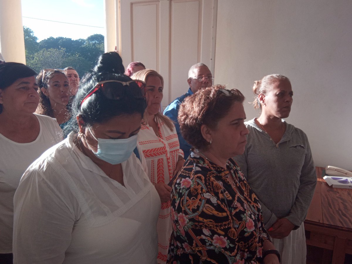 DPSHabana's tweet photo. Cómo parte de las actividades por la Jornada del Trabajador de la Salud, iniciamos el recorrido sabatino en el museo Comandancia de las FAR, que preside la @DraNodarse, subdirectora provincial
Abrimos 🧵
#LaHabanaEsSalud https://t.co/Y09ODbCUFc