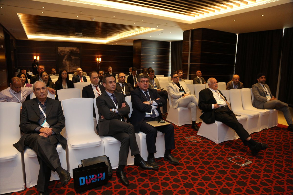 EINC2022's tweet image. Nicandro Figueiredo&apos;s Session on &quot;Surgical Treatment of Scheuermann&apos;s Kyphosis&quot; was an insightful learning at #EINC2022

Scheuermann&apos;s Hyphosis is a condition affecting the upper back. It makes the upper back rounded so it looks hunched over.