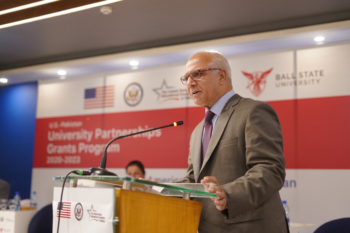 ascqau's tweet photo. Catch a glimpse of the closing ceremony of 'University Partnerships Grants Program 2020-2023'
Expanding American Studies in Pakistan Program
@USEFP @usembislamabad @BallState
#USPAKrelations #AreaStudyCentre #QAU #USEmbassy https://t.co/U6JjUxf8vL