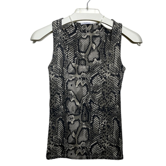 So good I had to share! Check out all the items I'm loving on <a href="/Poshmarkapp/">Poshmark</a> from <a href="/TannerKellyR/">Kelly Rochelle Tanner</a> <a href="/hect1223/">hector rodriguez</a> #poshmark #fashion #style #shopmycloset #zara: posh.mk/NQmKuKP6Dvb
