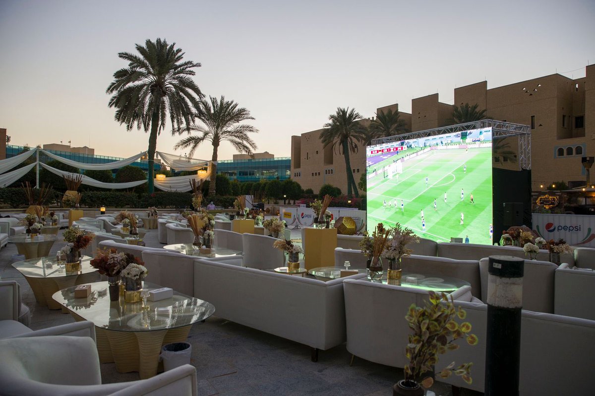 MnbrAlhilal's tweet image. 📍- الفزاري - السفارات
فعالية Fan Destination عندهم مساحات مخصصة لعرض المباريات بأفضل الشاشات وأريح المقاعد، مطاعم وكوفيهات وفعاليات مصاحبة، المكان راقي جدًا 🤩
@Fan_Destination
للحجز:
riyadh.platinumlist.net/ar/event-ticke…