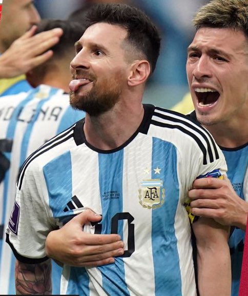 ARG4ARB's tweet photo. 🚨🚨 عــاجــل | غاستون إيدول : 

لن يتعرض أي لاعب أرجنتيني لخطر العقوبات. هذا كذب.

كلما كان هناك أكثر من 5 بطاقات صفراء في المباراة يفتح الفيفا تحقيقًا، إنه بروتوكول معموله به. https://t.co/jVpoXCCfeL