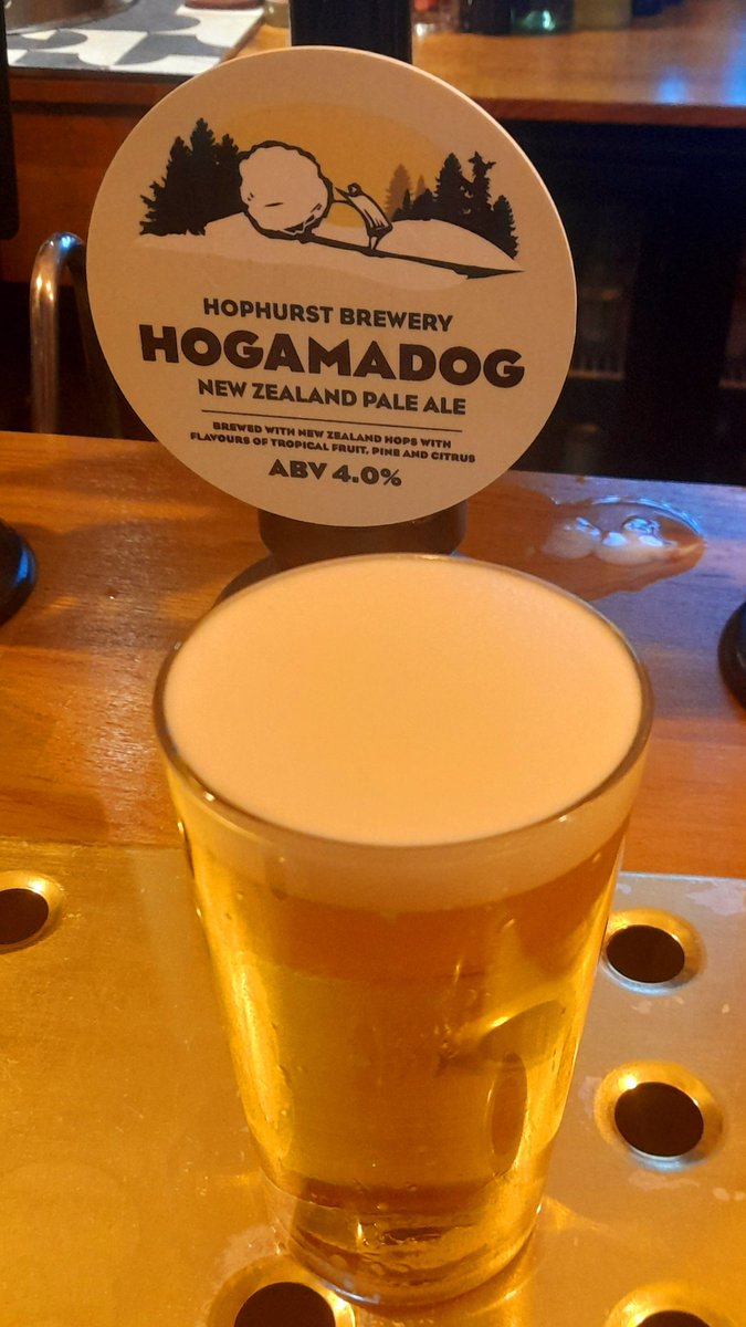 Stuart_Pickard's tweet photo. First stop in #Halifax #Yorkshire #VisitYorkshire #VisitHalifax #SupportLocal #DrinkLocal @BearMeandering #CaskAle @HophurstBrewery #Wigan #KegBeer @beerofsmod #Sheffield #HalfPint #Pub #Pubs #SupportBritish #GingRealAleTrail @Stuart_Pickard #CraftBeer #Beer #RealAle #Ale https://t.co/SlaK0oEBtk