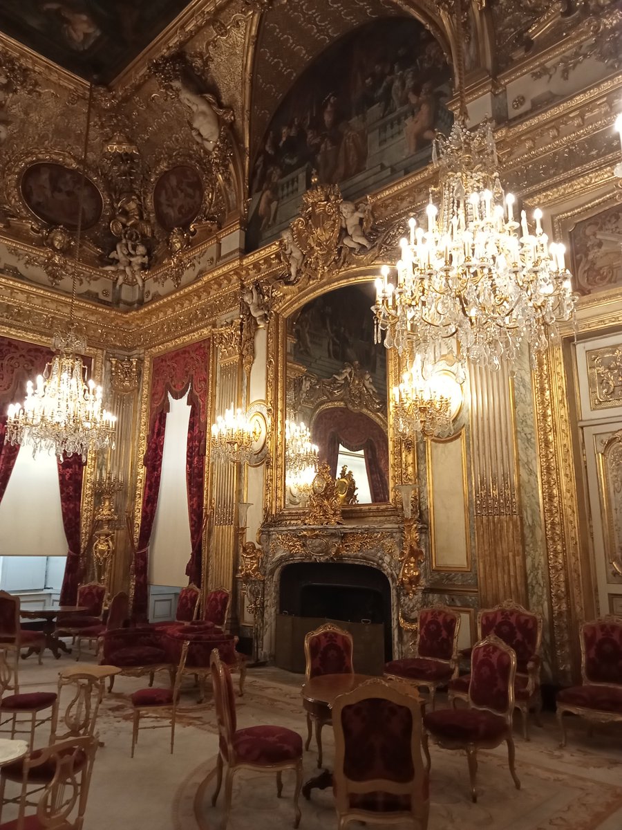 🇫🇷🇲🇦 ياسمين ۞ on Twitter "Tweeting this from the prettiest room in the