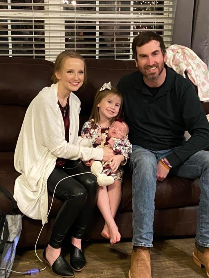 Dson1305's tweet photo. A year ago today we came home as a family and Sawyer Kate met Olivia Grace for the first time. What a memory #FightLikeOG https://t.co/u8kwcXq5Ve