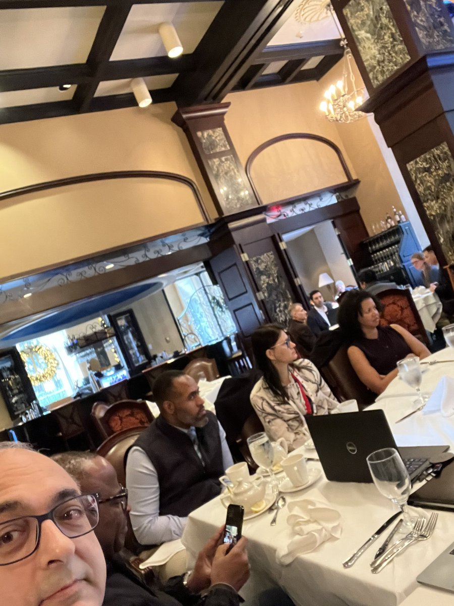 josudelafuente's tweet photo. Advancing #haploidentical #BMT for #SickleCell &amp; #thalassaemia #Vanderbilt Collaborative Group #ASH22 @ASH_hematology https://t.co/EYB41MUCYy