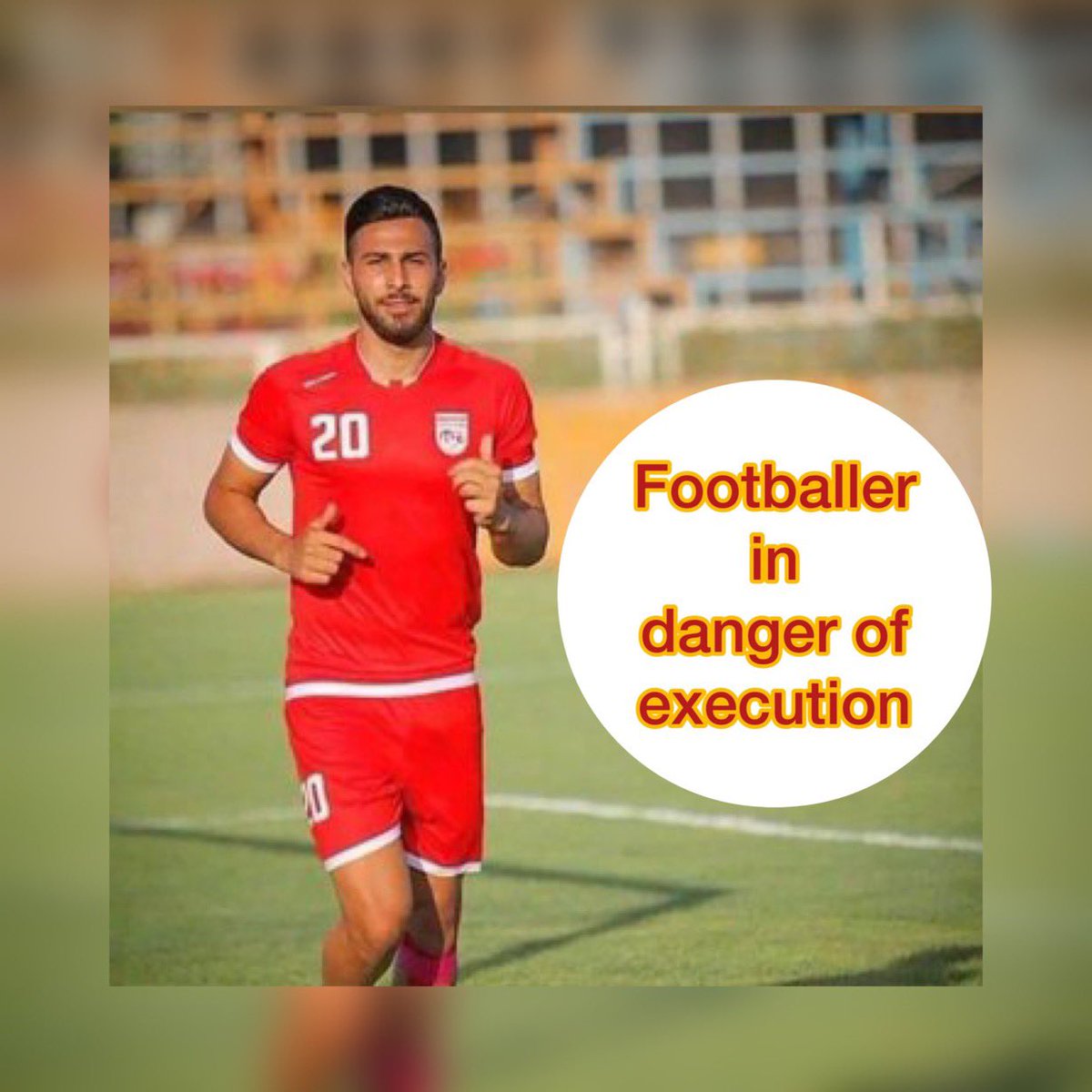 De Iraanse voetballer #Amir_Nasr_Azadani (26), voormalig middenvelder vd Iraanse voetbalclubs Tractor &amp; Rahahan is ter dood veroordeeld.
Zijn enige misdaad is het steunen v #IranProtests en vrouwenrechten in #Iran.
Hij dreigt geëxecuteerd te worden.
Wees svp zijn stem
cc <a href="/FIFAcom/">FIFA</a>
