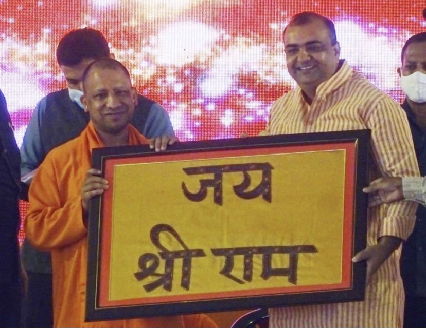 VlKAS_PR0NAM0's tweet photo. It took more than 70 years, 20 elections to get Rampur its first Hindu MlA Akash Saxena 🔥

Jai Sree Ram 🚩 https://t.co/ZmOAKe1lec