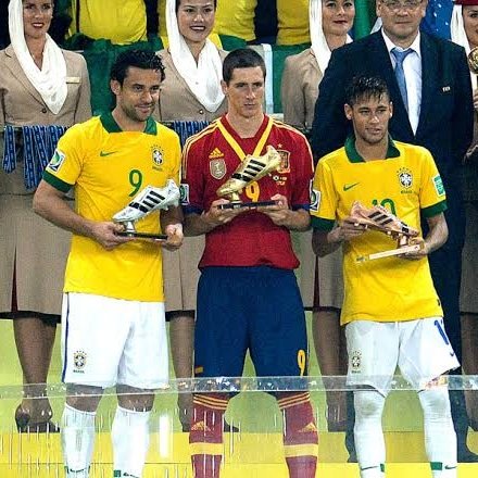 GDesde1902's tweet photo. Criticaram tanto o Fred em 2014, mas ele e Neymar deram as maiores alegrias do futebol brasileiro nos últimos 17 anos. https://t.co/xeYXCdzJhA