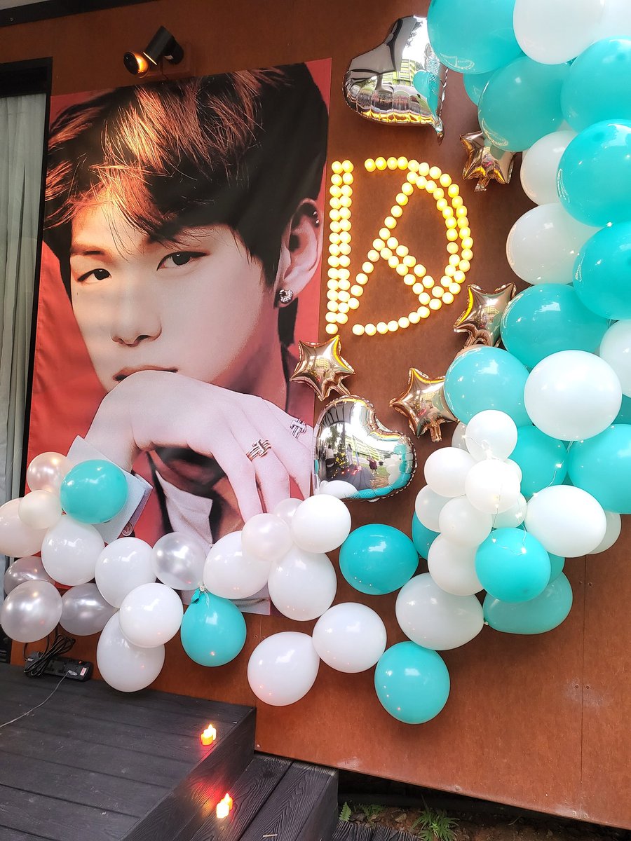 FLOWD SG tweet media