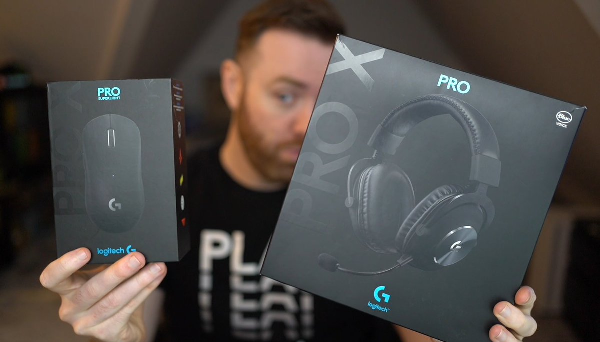onscreenlol's tweet photo. ✨FLASH GIVEAWAY WITH #HappyLogiDays🎄🎄

🖱️PRO X Superlight
🎧PRO X Headset
💡Litra Beam Streaming Key Light

🔁🧡Retweet &amp; Like this Tweet
👤Follow @onscreenlol
👤Follow @LogitechGUK
📧Reply with #HappyLogiDays &amp; tag a friend

1x Winner rolled tomorrow! 
🇬🇧UK only https://t.co/xWTNX1KszU