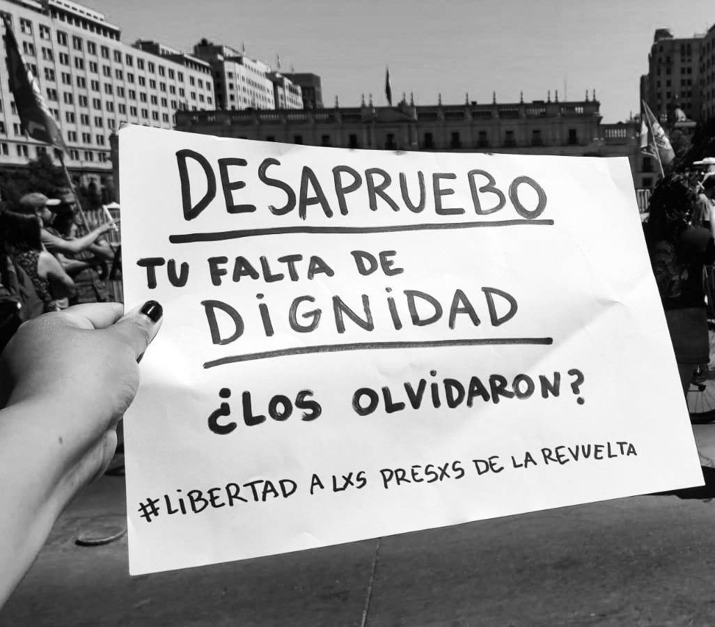 Desapruebo tu falta de dignidad.
<a href="/gabrielboric/">Gabriel Boric Font</a> <a href="/camila_vallejo/">Camila Vallejo Dowling</a> <a href="/KarolCariola/">Karol Cariola Oliva</a> <a href="/GiorgioJackson/">Giorgio Jackson</a>