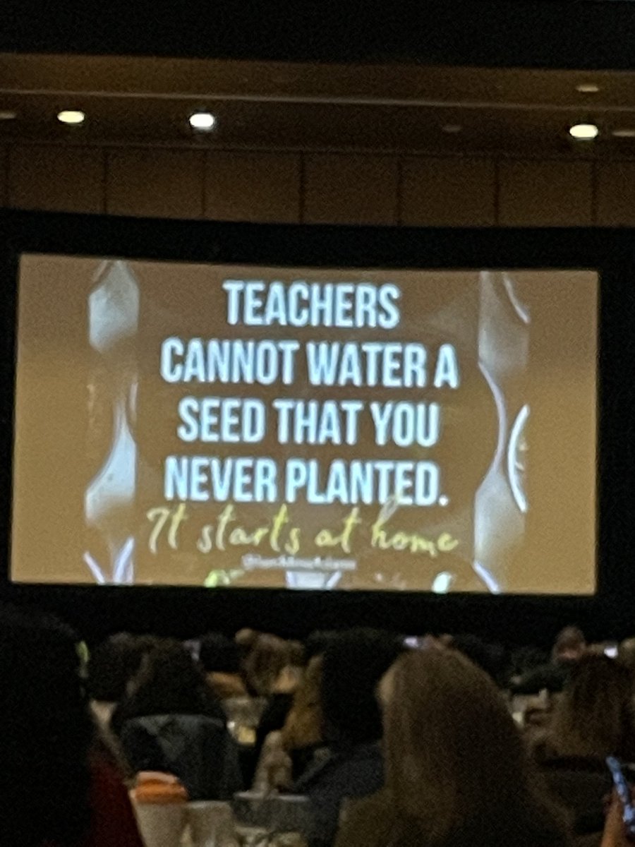 DebLuevanos's tweet photo. #BeALightPFE conference! Day 2 is amazing! https://t.co/lOrM1QOQbv