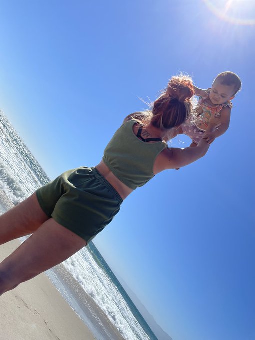 Happy birthday 🎂&hearts;️🥳 my princess 👑 mommy loves you to the 🌙! https://t.co/BPmQMQNDwq<a href="/tag/photographers"class="tags"><span>#photographers</span></a><a href="/tag/directors"class="tags"><span>#directors</span></a><a href="/tag/companies"class="tags"><span>#companies</span></a>