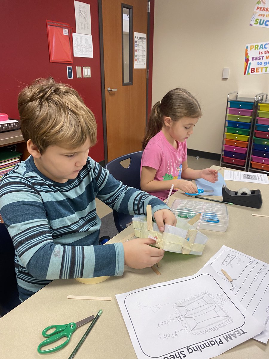 LPFrizzle's tweet photo. Favorite moments in the La Porte ISD STEM Academy this week #LPSTEM #ChooseLP @stemlpisd https://t.co/4VSAchafmD