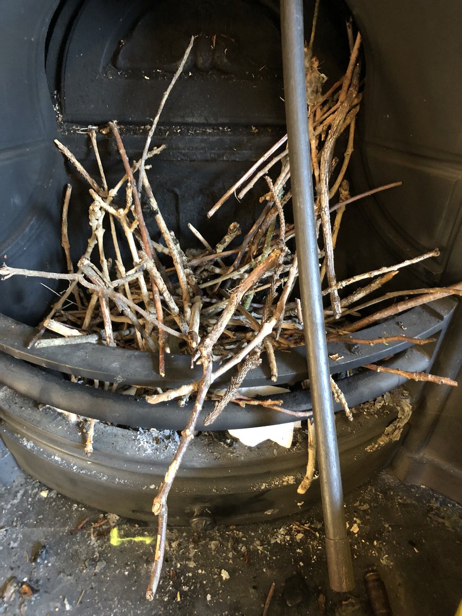 AdieSweep's tweet photo. A birds nest removed from a chimney in #Baydon today and a bird guard fitted to prevent the birds nesting again and blocking the flue 👍 https://t.co/qWtJ9wxq01