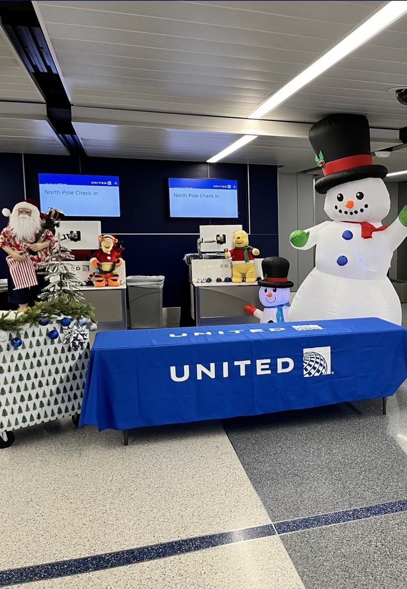 Heading to the North Pole! ⁦@weareunited⁩ #fantasyflight #goodleadstheway