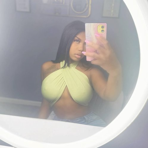 SextNation's tweet photo. ExxoticAmber is your 24yo sweet+slut
https://t.co/GkHP4bAIXF https://t.co/vXr8iPcRIC