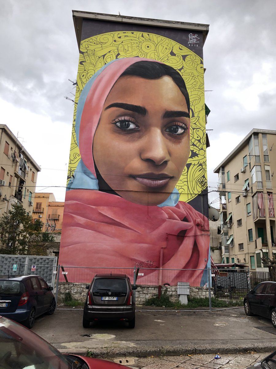 nasserrabbat's tweet photo. A mural in downtown #Palermo in the neighborhood of #Kalsa (Arabic الخالصة) the former palatial area of Fatimid Palermo, of which only faint traces remain. https://t.co/48s7Fkn1Ib