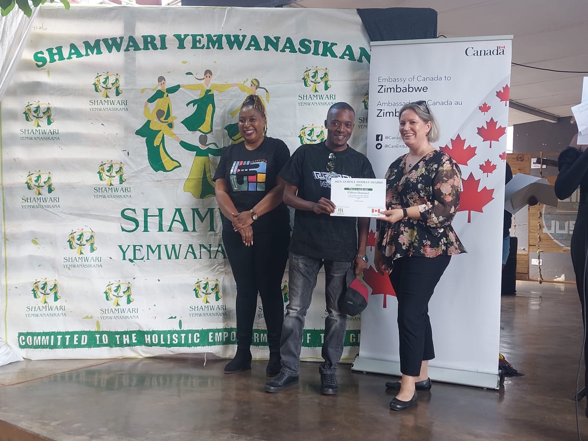 ecozim's tweet photo. 🎉🎊Congratulations to our Project Officer @CliftonDawanyi for scooping the #MenAsRoleModels Awards 2022. An honor for his fight to advance Gender Equality& end GBV; & a recognition of ECOZI's work in creating safe spaces for women and girls in the education sector of Zimbabwe. https://t.co/wj5E5KSp48