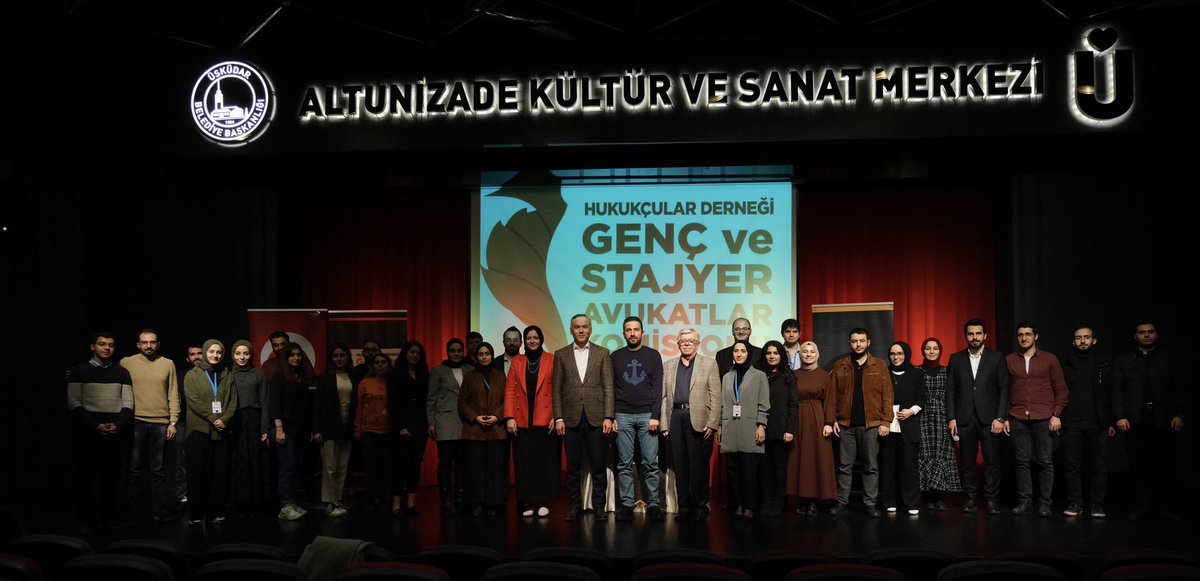 avahmettyilmaz's tweet photo. Altunizade Kültür Merkezinde düzenlediğimiz Mesleki Gelişim ve Farkındalık programımızın ilk gününü geride bıraktık. 

Genç meslektaşlarımızla birlikte dinlediğimiz konuklarımız birbirinden kıymetli bilgi ve tecrübelerini bizimle paylaştı. 

Yarın devam ediyoruz. Bekleriz. https://t.co/fcGU5mLa6i