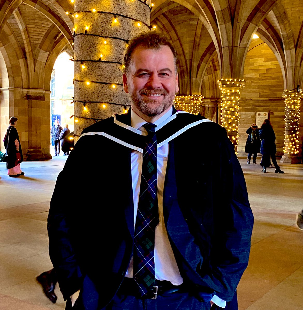 davidweirhunter's tweet photo. I want to take this opportunity to thank the amazing @jlwpoetry, for her help in the time leading up to and during my own @UofGWriting adventure, helping to prepare me to have a voice, a view and a vision. I would recommend JL’s writing support to anyone, everyone! https://t.co/tz52LKFSsd