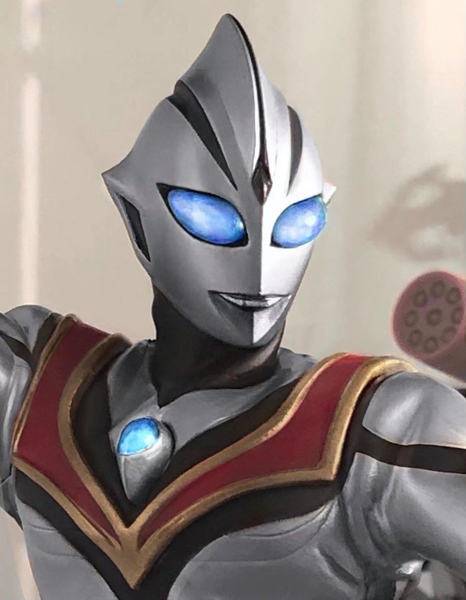 ShinnAsuk's tweet photo. #英雄勇像 ＃ウルトラマンティガ 
BANDAI BANPRESTO 英雄勇像 
イーヴィルティガ https://t.co/1GxZDOavbg