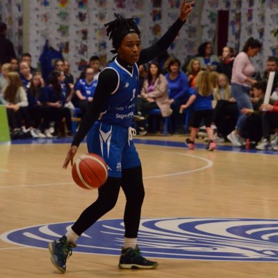 carnethiabrown's tweet photo. #NewProfilePic https://t.co/fL0xSm5sgW