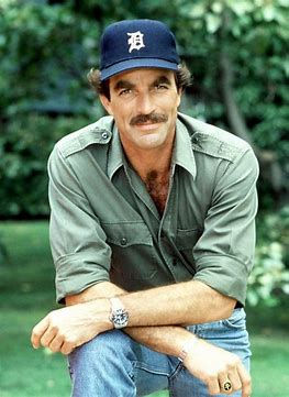 NLCarolynMuse's tweet photo. (December 11th) #MagnumPIDay. https://t.co/sRmDnUFaiM