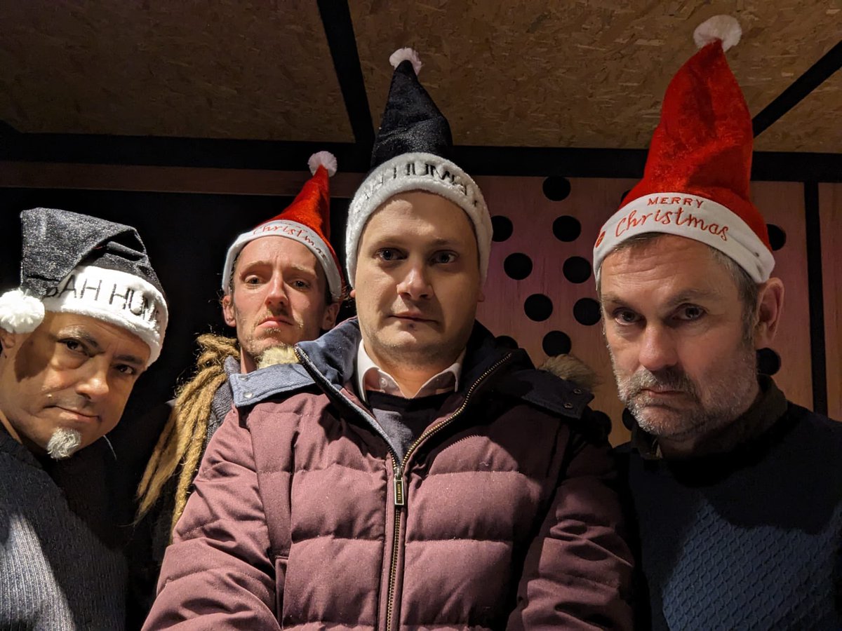 jennelsband's tweet photo. Very excited about our new single ‘Christmas is better at home’ out Monday on @LegionMusicUk on all digital formats #christmas #AlternativeRock #christmassong #sheffiled #Christmasgifts https://t.co/y1udh3SFjI