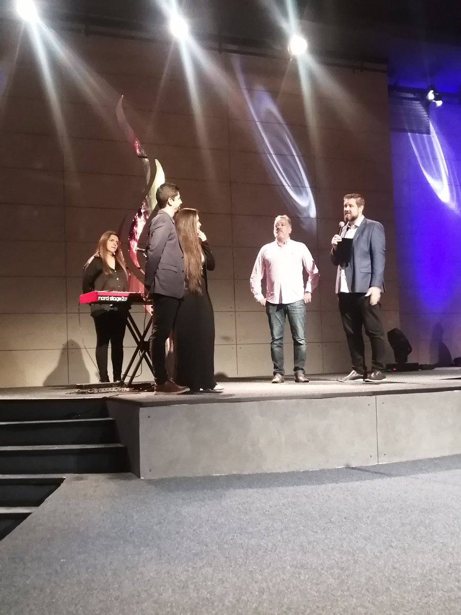 despedida do Pr. <a href="/lucianogeraldo_/">Luciano Geraldo</a> e sua esposa @pamellavosm da <a href="/NovaSemente/">Nova Semente</a> 💚

foi um privilégio poder ouvir, aprender com seus sermões de rica profundidade teológica e poder conviver um pouco com sua pessoa nesses meses que passaram tão rápido. Q Deus abençoe a jornada de vcs!