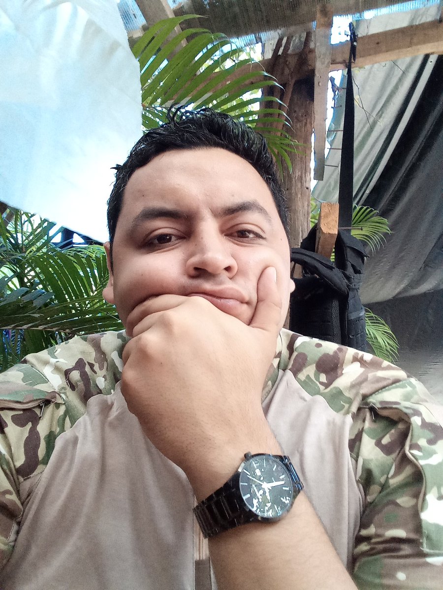 La_Garza97's tweet photo. Hola https://t.co/J2wLlAh7xB