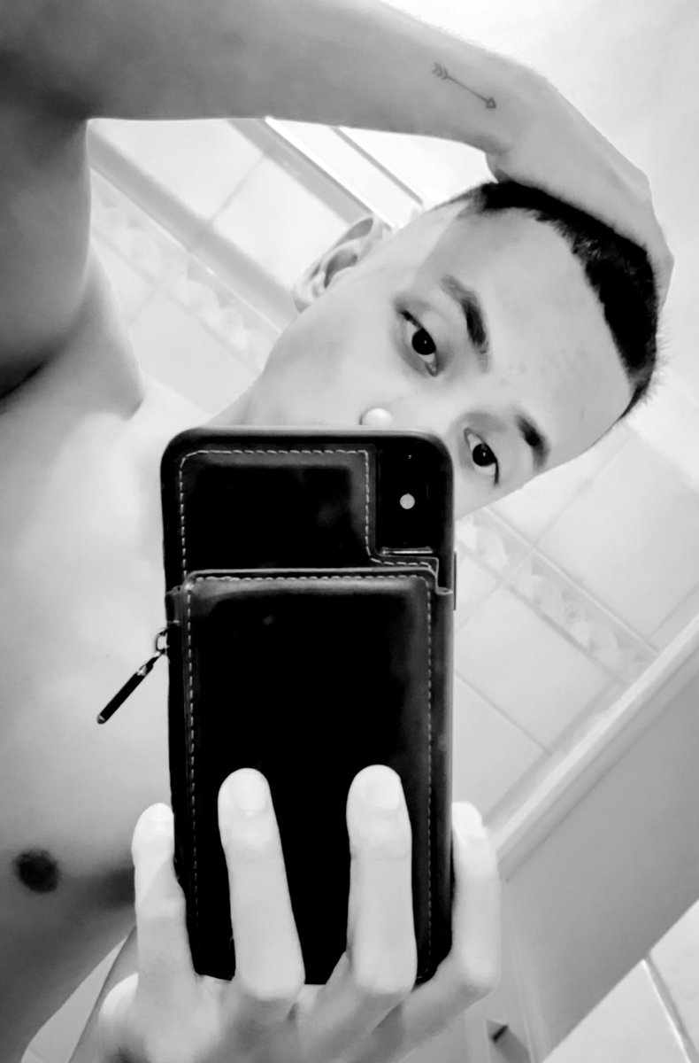 brun0marks's tweet photo. New hair. New tat. Ano pa pwedeng “new”? 🙃 https://t.co/hTyhFh3xyO